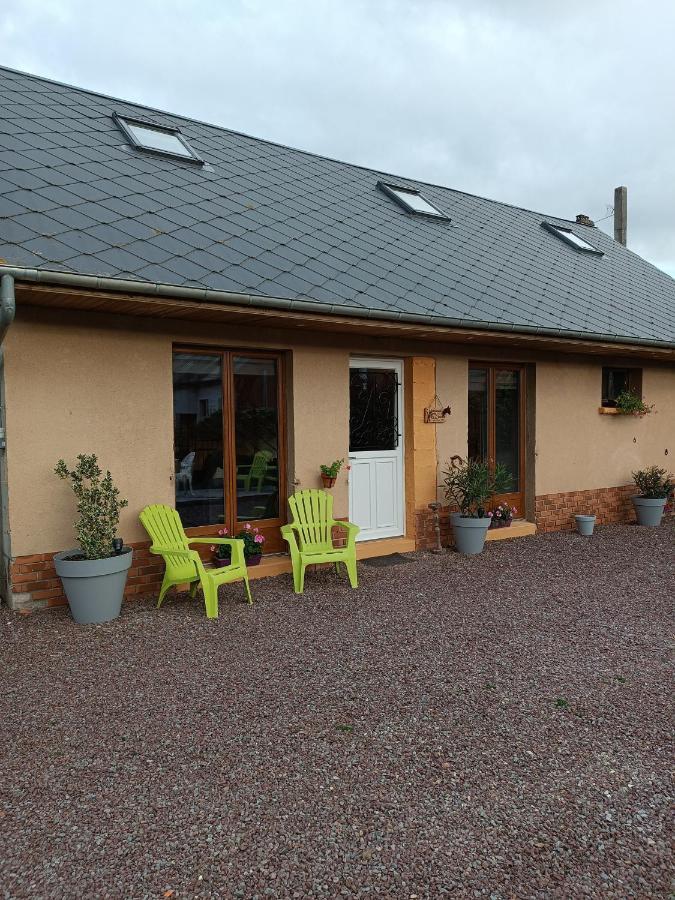L'Ecurie Villa Meneslies Exterior photo