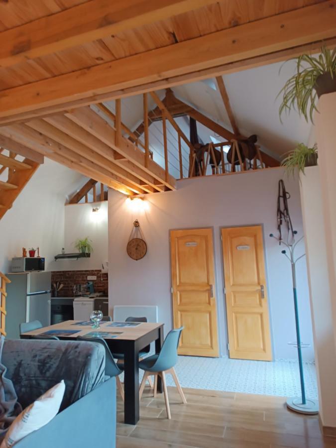 L'Ecurie Villa Meneslies Exterior photo